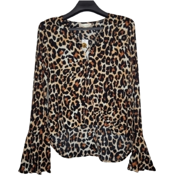 Band Of Gypsies Yuma Desert Leopard Surplice Top - Picture 2 of 14